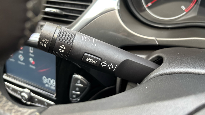 Vauxhall Corsa 1.4 SE Nav 5dr Petrol Hatchback